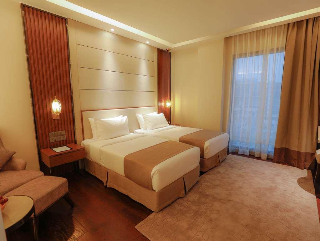 Best Western Plus Maya - Luxury Collection Hotel Dhaka Phòng bức ảnh